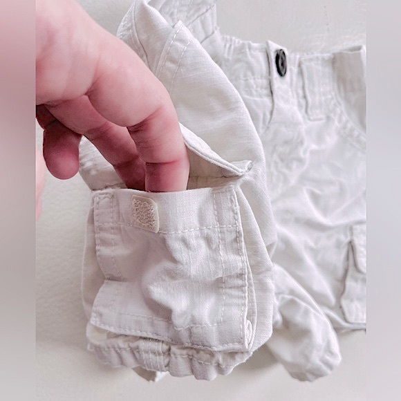 6-12M Gymboree Pull-On Woven Cotton Cargo Shorts, Creamy White, Velcro Pockets - Picture 3 of 8